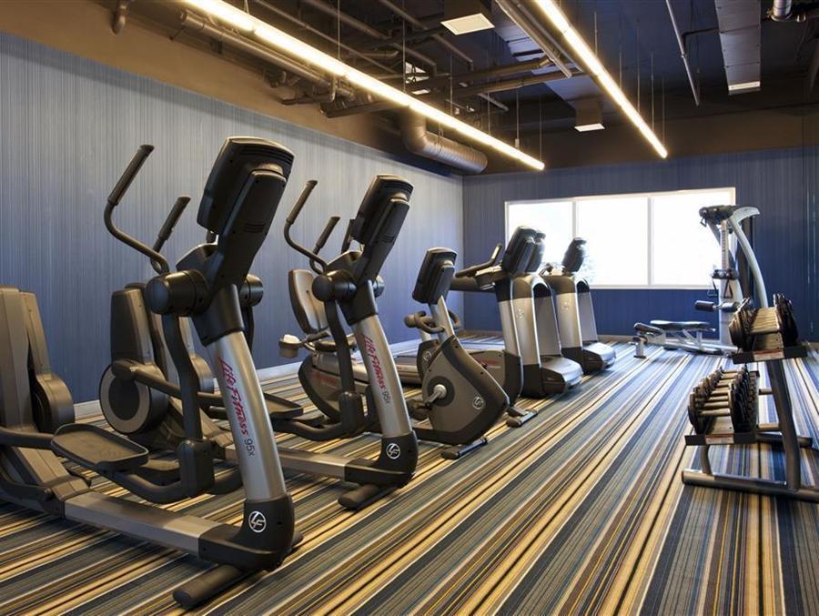 Aloft Denver Airport At Gateway Park Aurora Bagian luar foto
