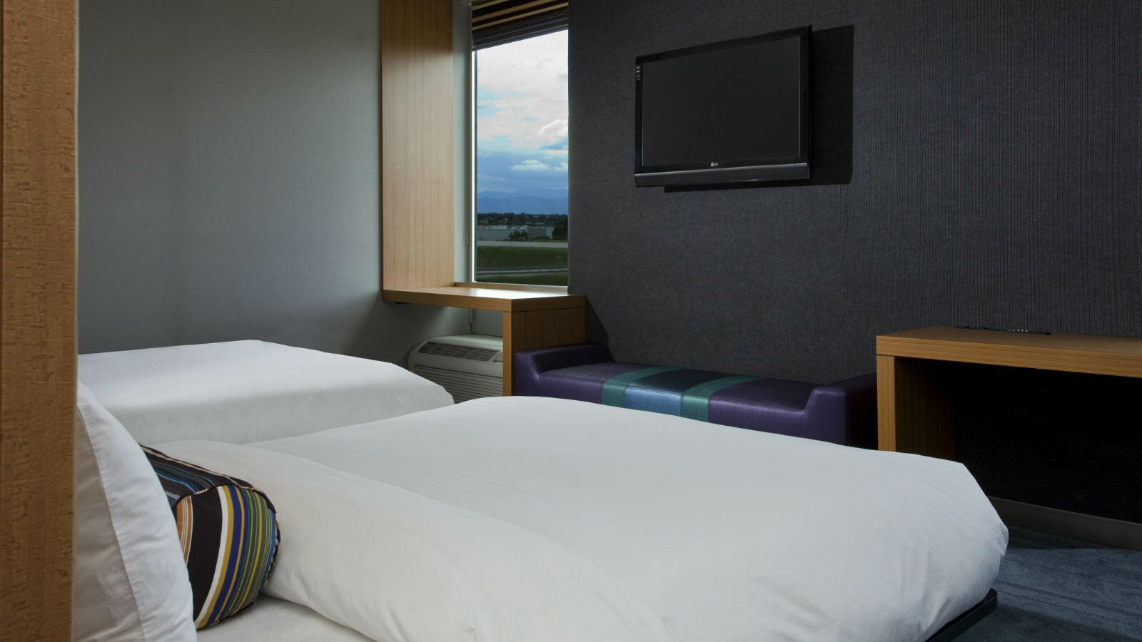 Aloft Denver Airport At Gateway Park Aurora Bagian luar foto